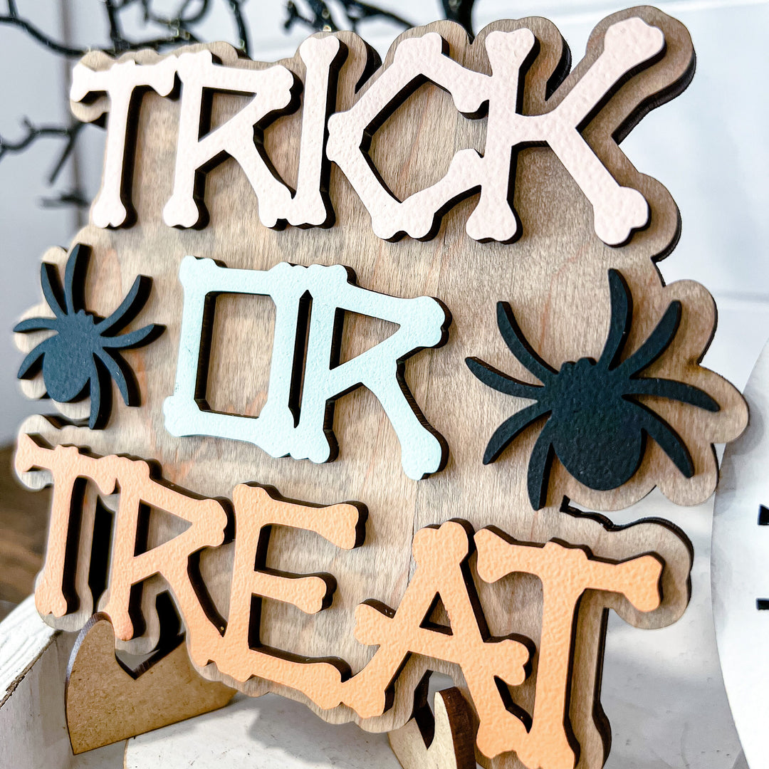 Retro Halloween Tiered Tray Decor